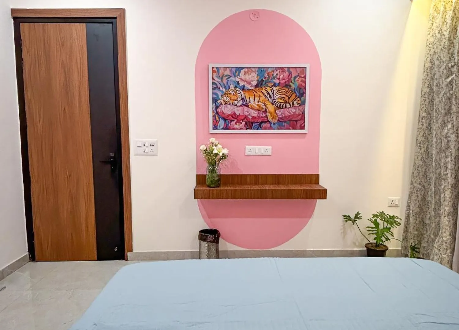 Calm Canopy 1Bhk With Pvt Balcony & Kitchen 구르가온 0*,  인도
